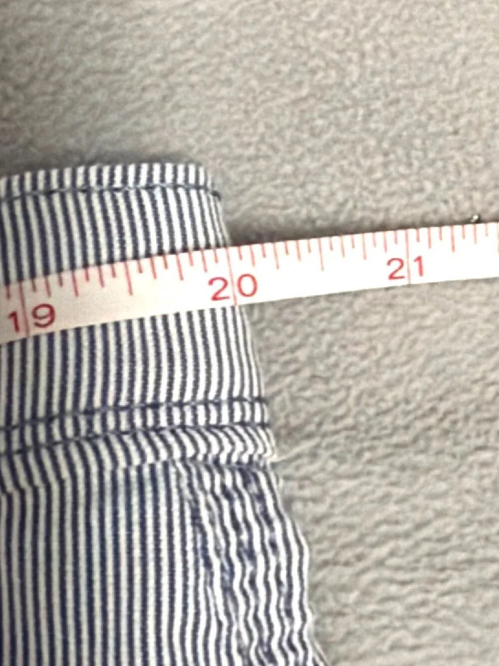 Lee these striped